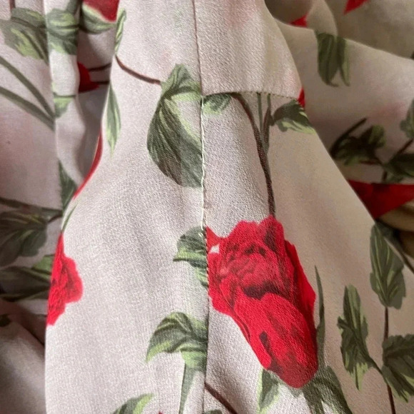 Fame and Partners Red Floral Maxi Dress - Picture 8 of 9